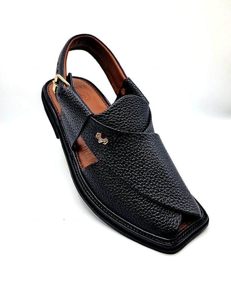 Doted Leather Chappal