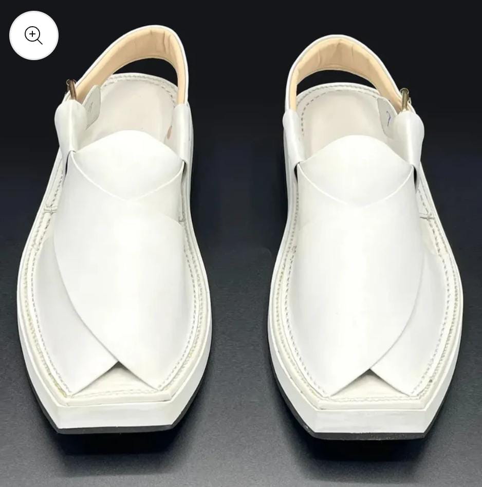 Kaptan  plain white leather chappal